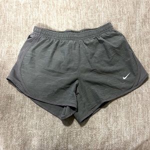 Nike dri fit girls shorts medium